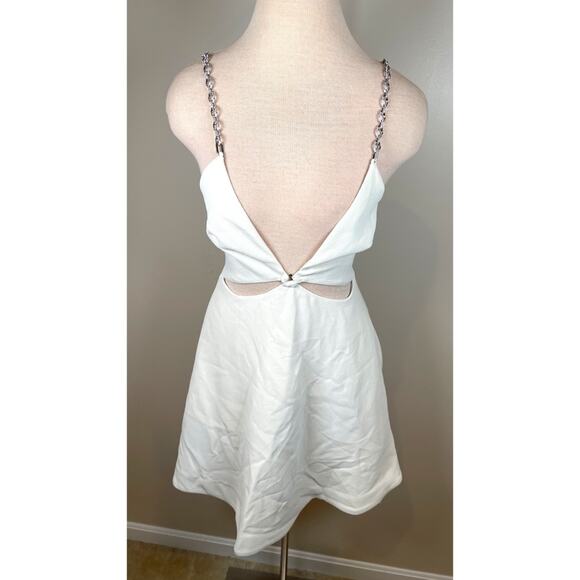 Jonathan Simkhai Ellis Cutout Silver Chain Egret White Mini Dress Size 4 - Picture 4 of 9